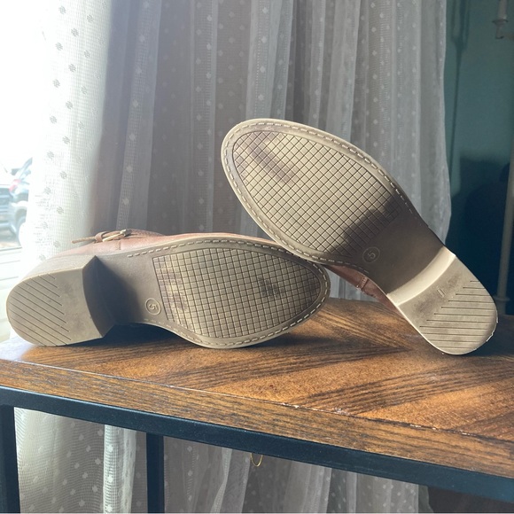 Steve Madden ankle booties - Picture 5 of 8